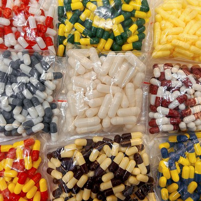 Colored Gelatin Capsules Colored Gelatin Capsules